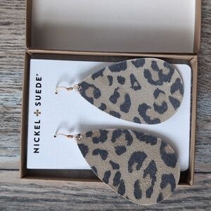 Nickel & Suede Leopard Suede Teardrops Earrings size Medium